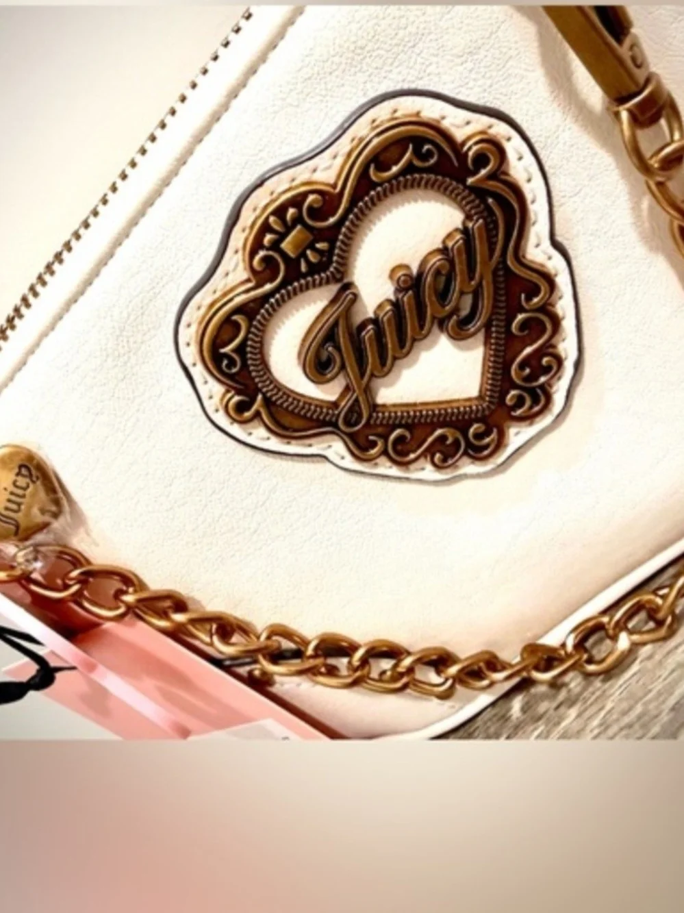 Juicy Couture White Leather Heart-Emblem Crossbody Bag - Picture 5 of 6